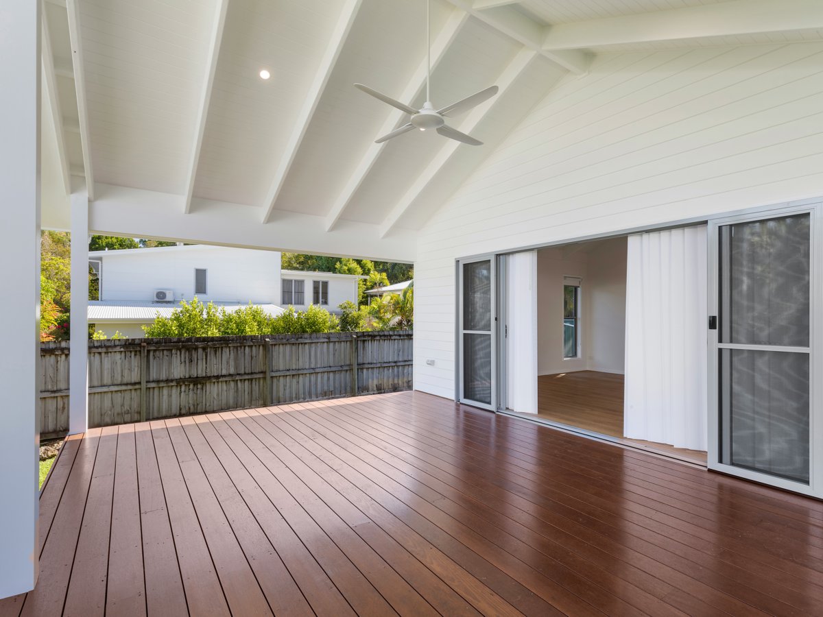 11 Paul Street, NOOSA HEADS
