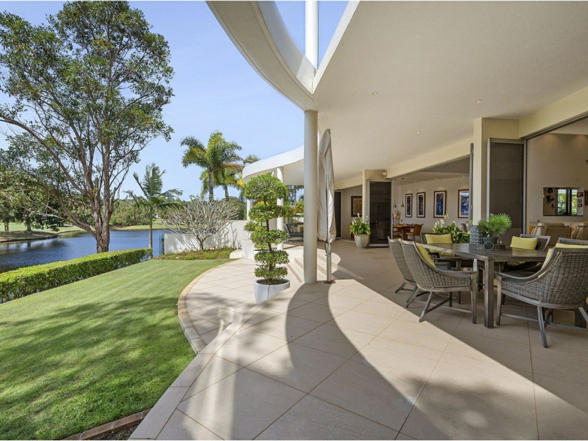 515/61 Noosa Springs Drive, NOOSA HEADS