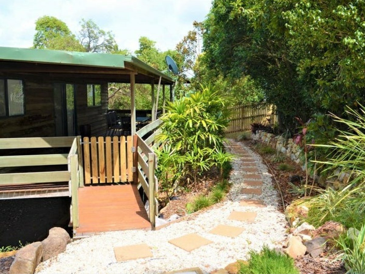 4 Gypsy Close, MOUNT COOLUM